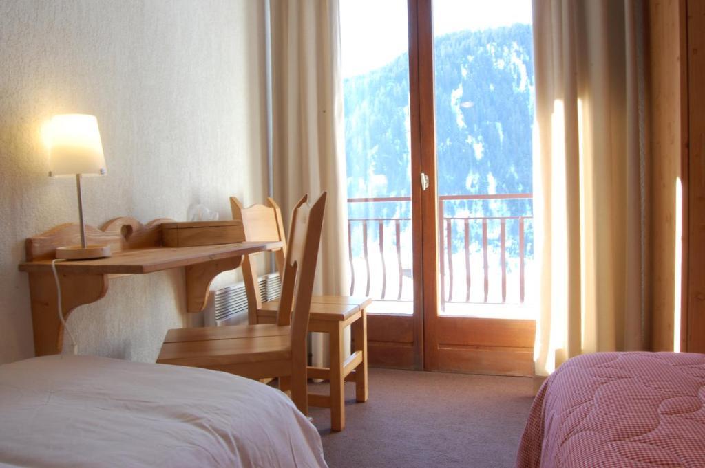 ホテル Le Roitelet シャテル 部屋 写真