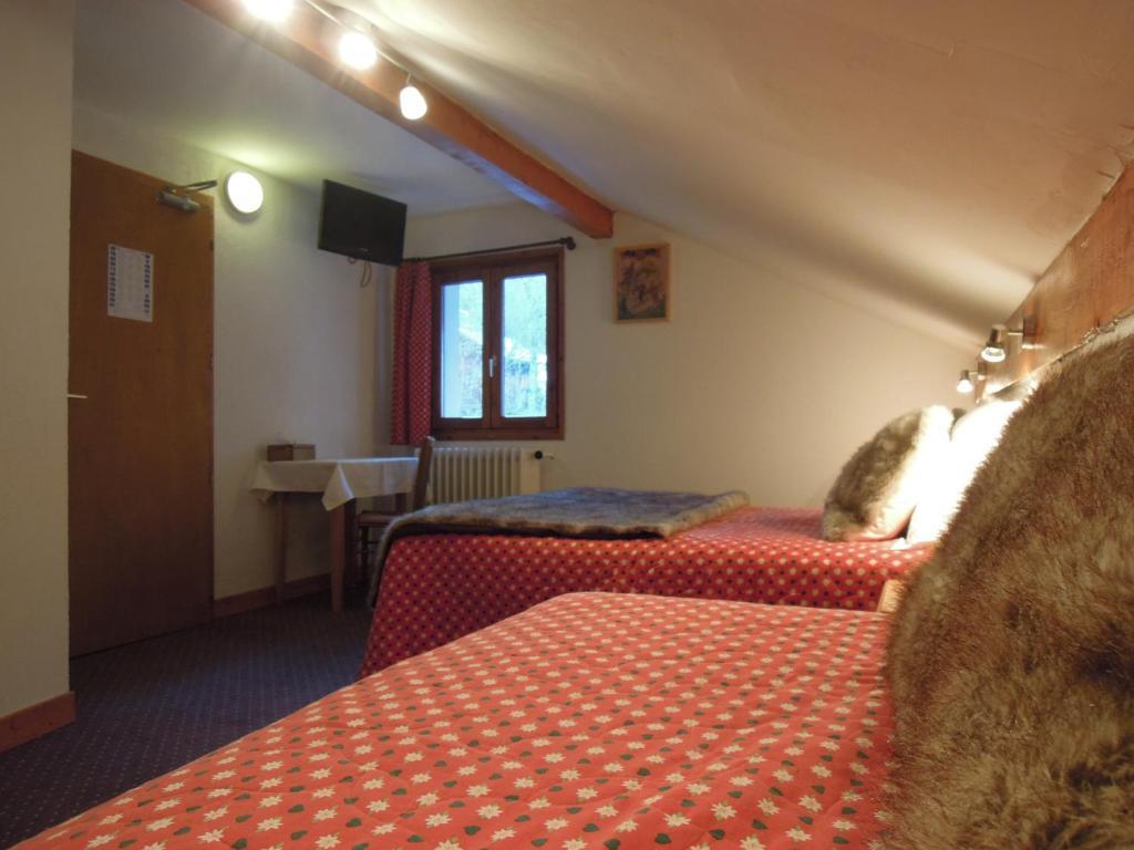 ホテル Le Roitelet シャテル 部屋 写真
